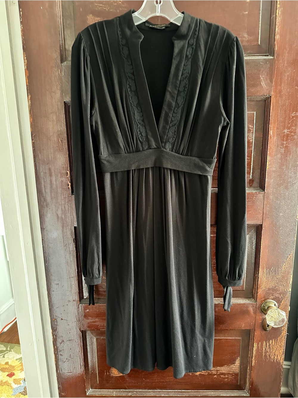 BCBGMaxAzria Black Long Sleeve Deep V Neck Midi Dress S